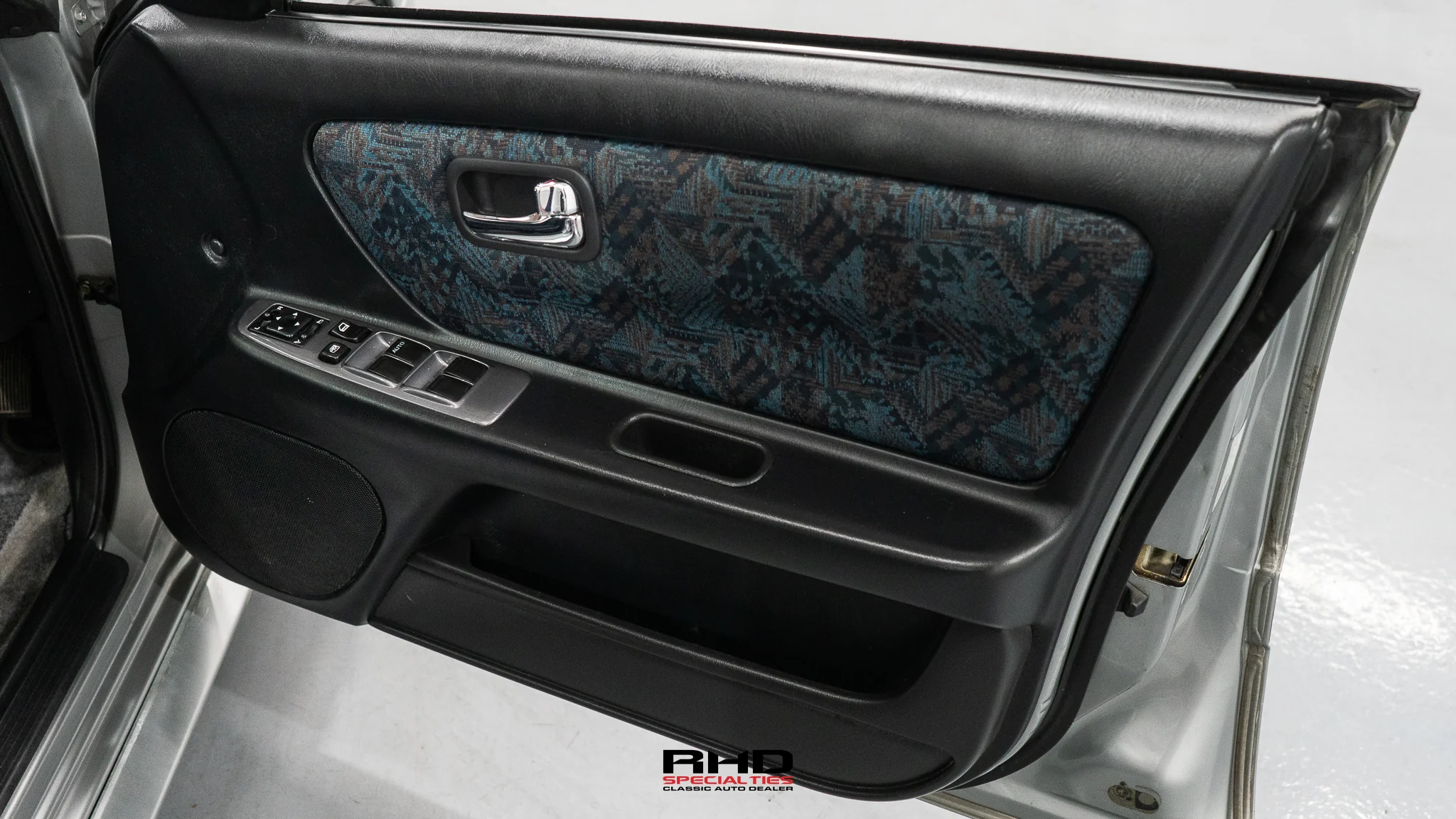 Thumbnail 11